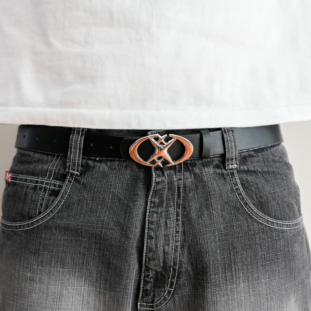 y2k chrome star buckle black leather belt — 2000s pop style